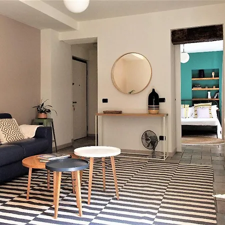 Duda House - House Of Travelers * Como